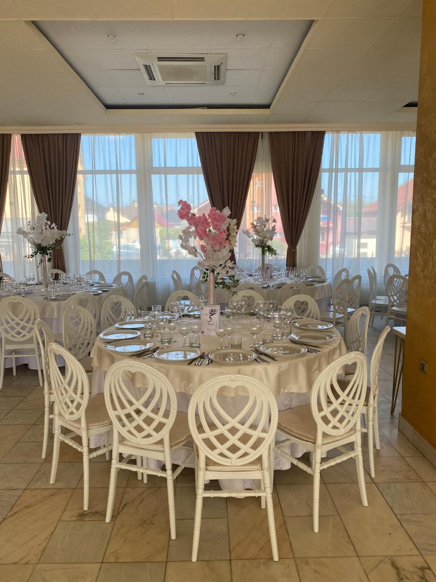 Diana Hotel